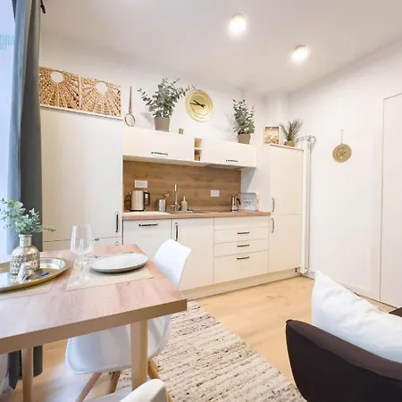 Marco Polo 26a Tirabora Short Rent 公寓 *